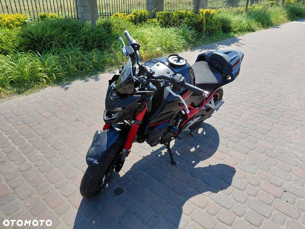 Honda CB - 1