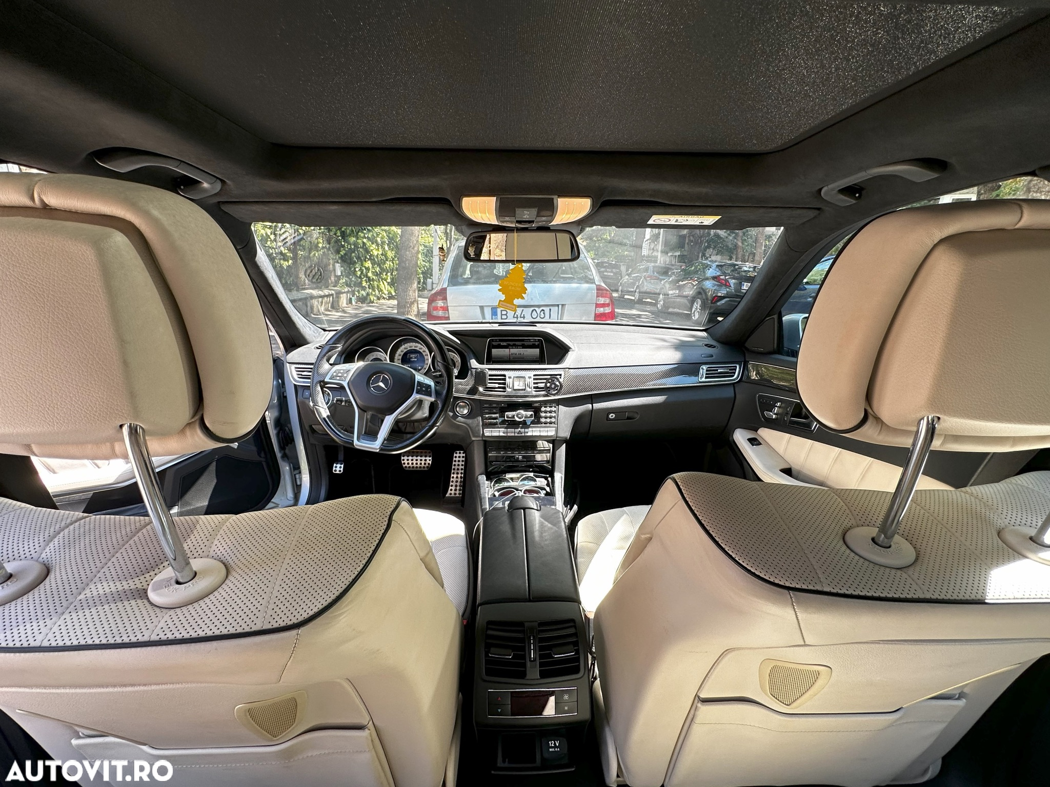 Mercedes-Benz E 400 4MATIC Aut. - 8