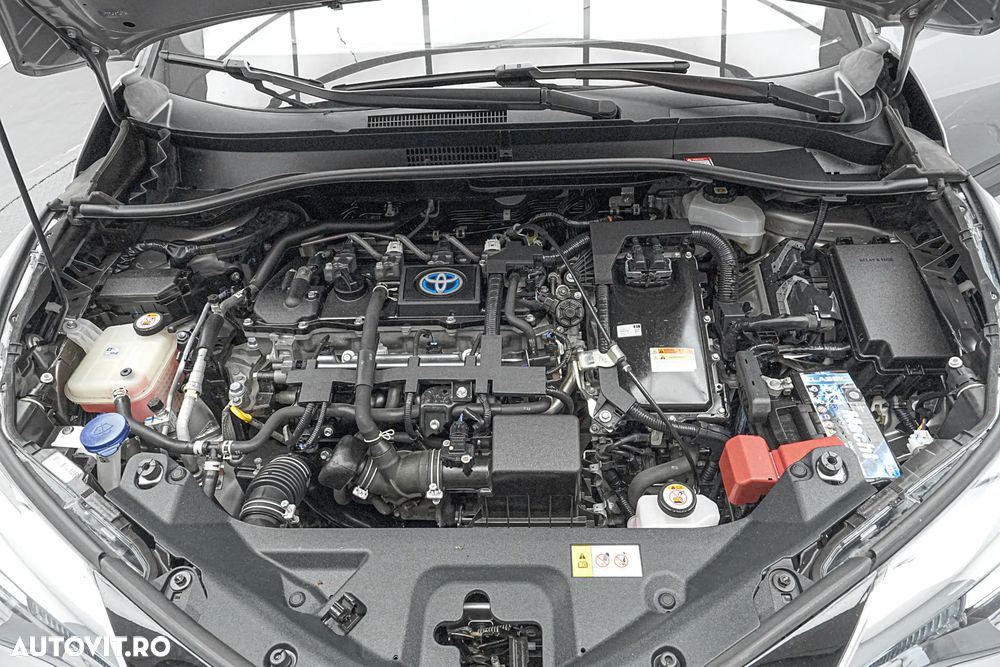 Toyota C-HR 1.8 HSD 122 CP 4x2 CVT Core - 23