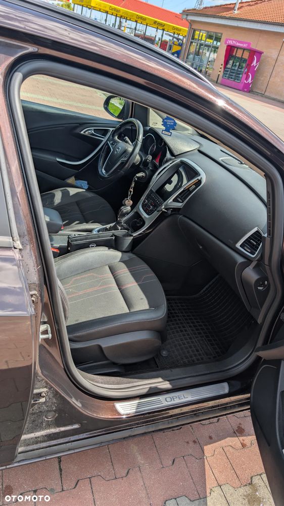 Opel Astra 1.4 T Sport - 14