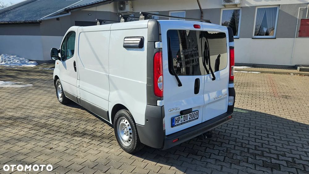 Opel vivaro 2.0 diselo klima - 3