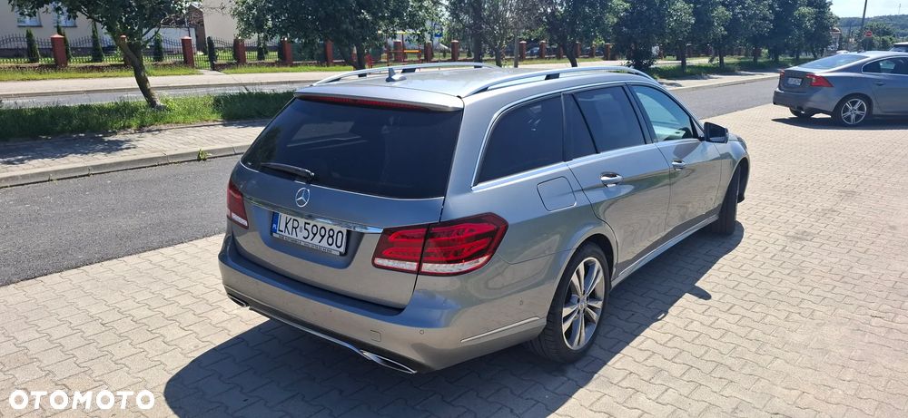 Mercedes-Benz Klasa E 250 CDI DPF BlueEFFICIENCY 7G-TRONIC Avantgarde - 4