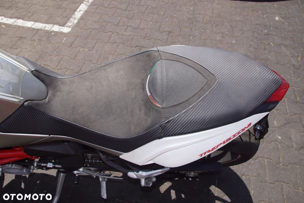 Motocykl na części 692106889 MV Agusta B3 800 Brutale 800 92 kw 2014 silnik lampa licznik lagi laga zbiornik felga tarcza rama owiewka - 13