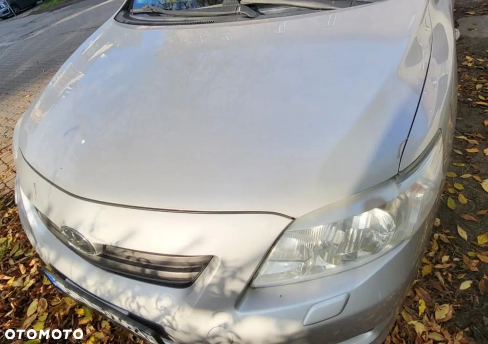 Toyota Corolla 1.6 VVT-i Luna - 3