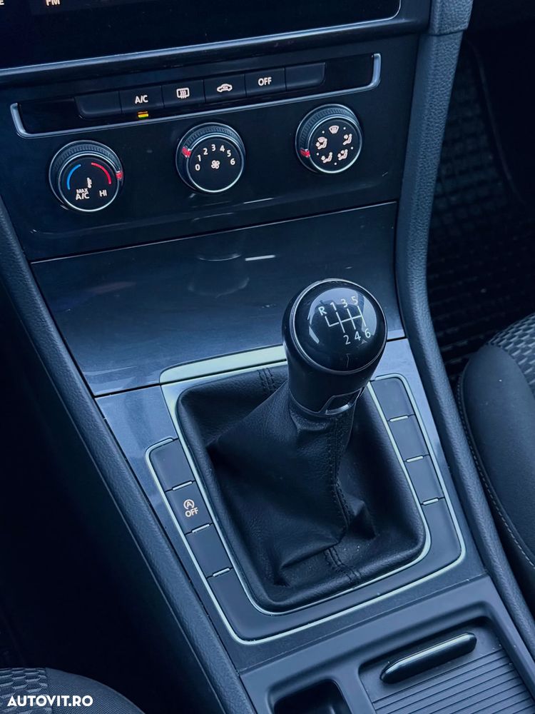 Volkswagen Golf 1.0 TSI OPF Comfortline - 21