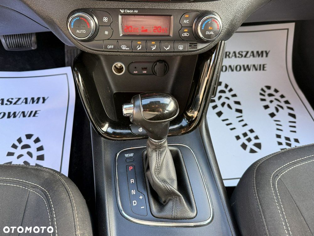 Kia Ceed 1.6 GDI DCT Spirit - 11