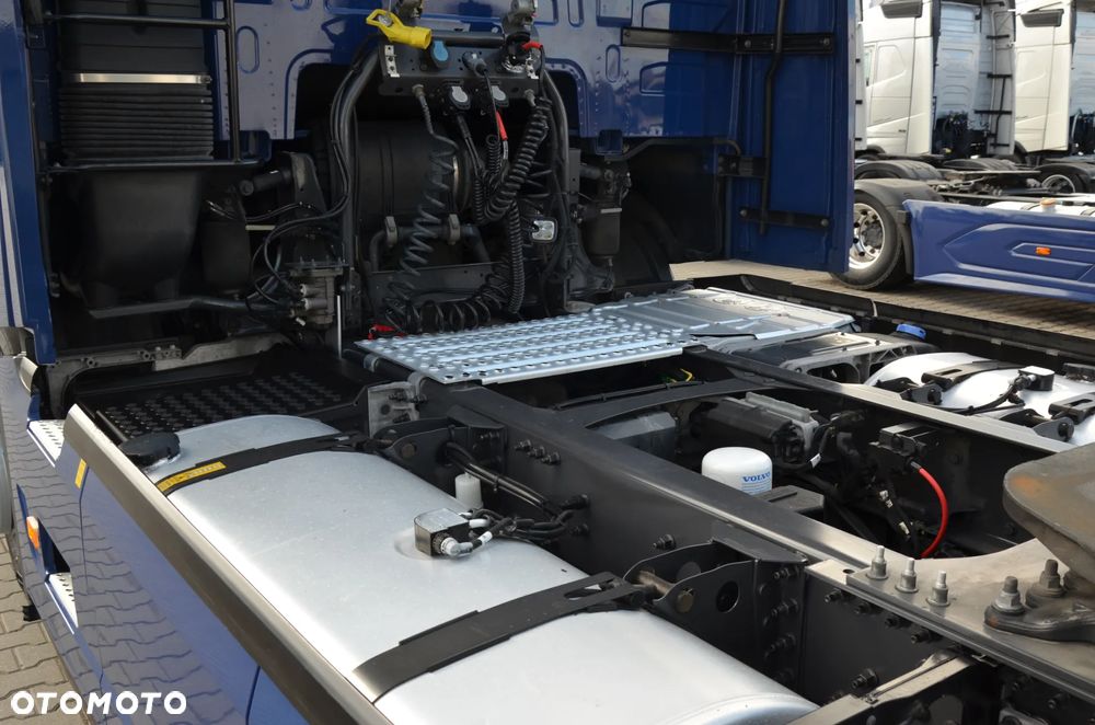 Volvo FH 5 / NEW / I-SAVE / KLIMA P. / LED / NAVI / KAMERA / 9444 - 17