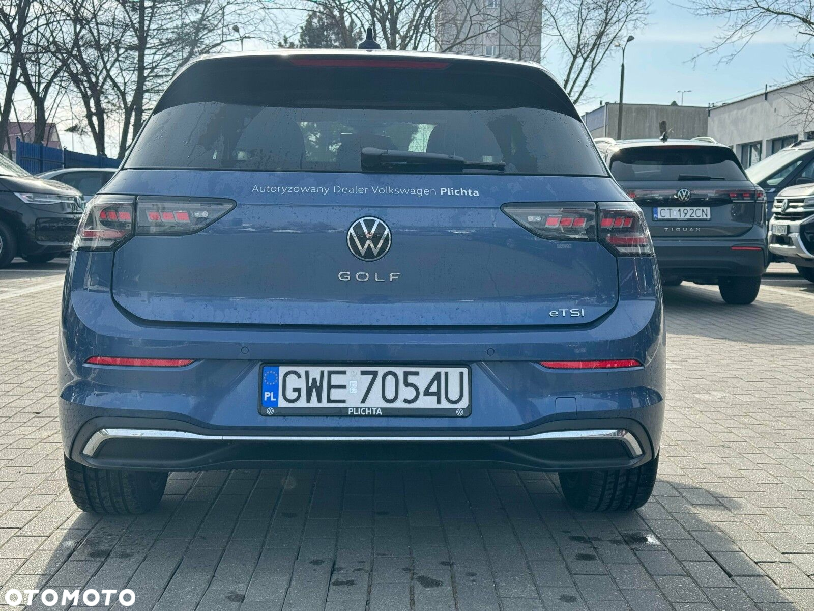 Volkswagen Golf - 12