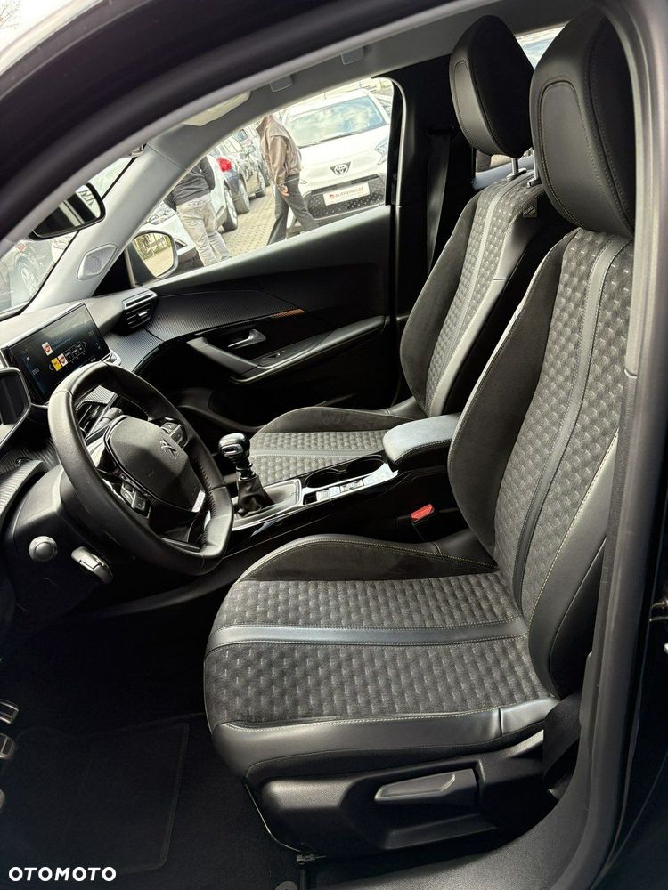 Peugeot 2008 BlueHDi 110 Allure - 14