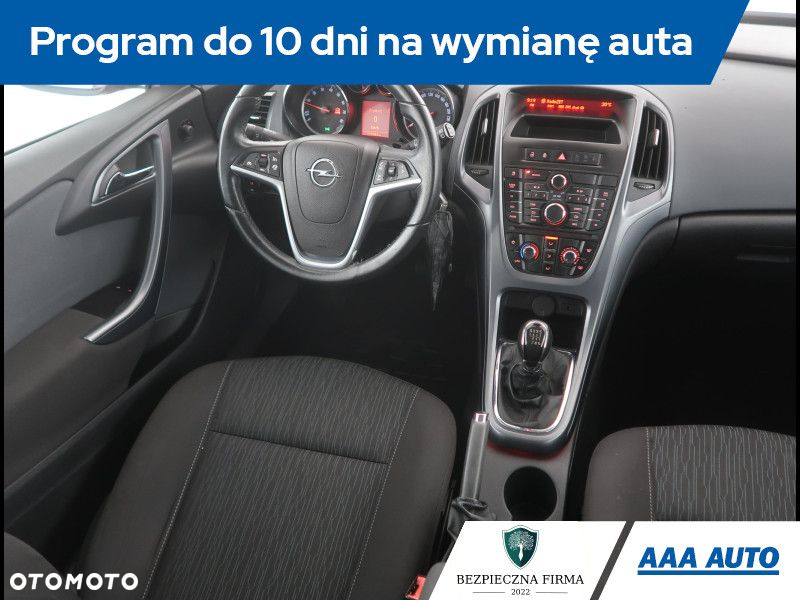 Opel Astra - 8