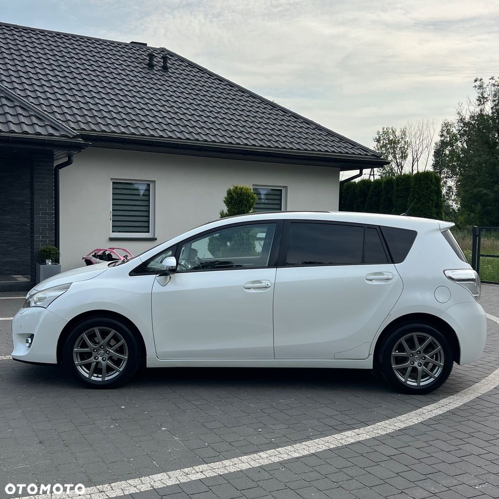 Toyota Verso 1.8 Premium 7os MS - 8