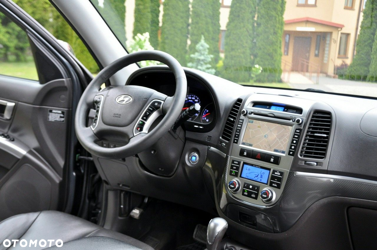 Hyundai Santa Fe - 26