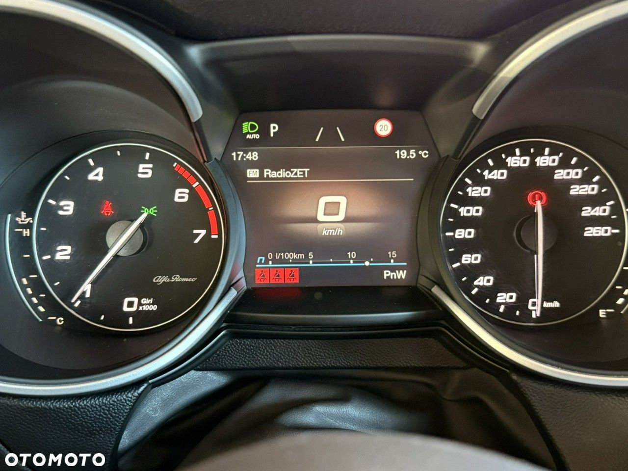 Alfa Romeo Stelvio - 15