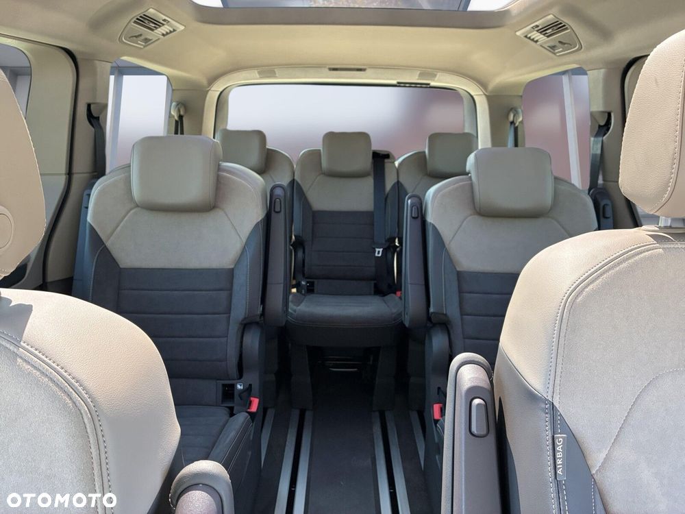 Volkswagen multivan EDITION/Benzyna/długi (L2), 2.0 TSI 204 KM DSG r. o. 3124 mm - 21