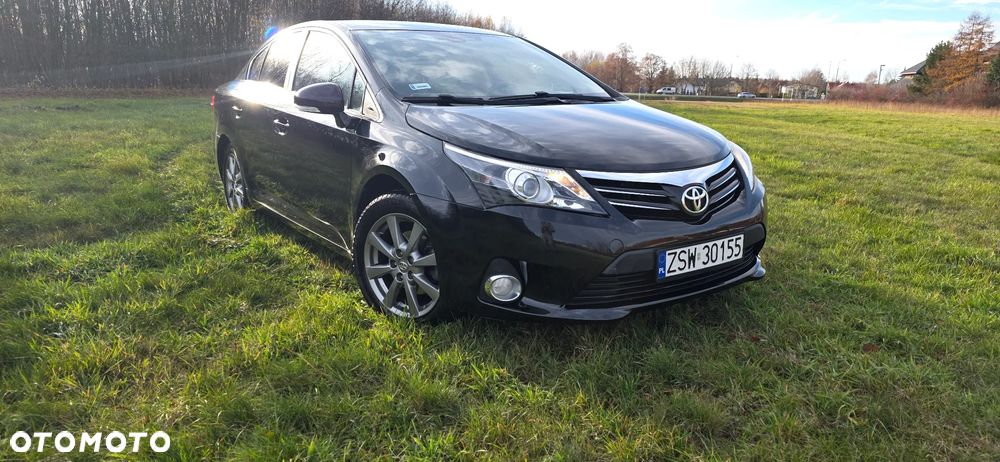 Toyota Avensis 2.0 D-4D Premium - 6