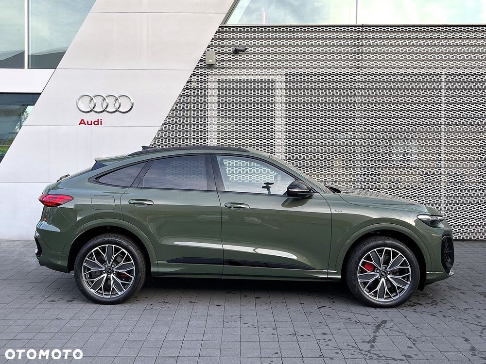 Audi Q5 Sportback - 1