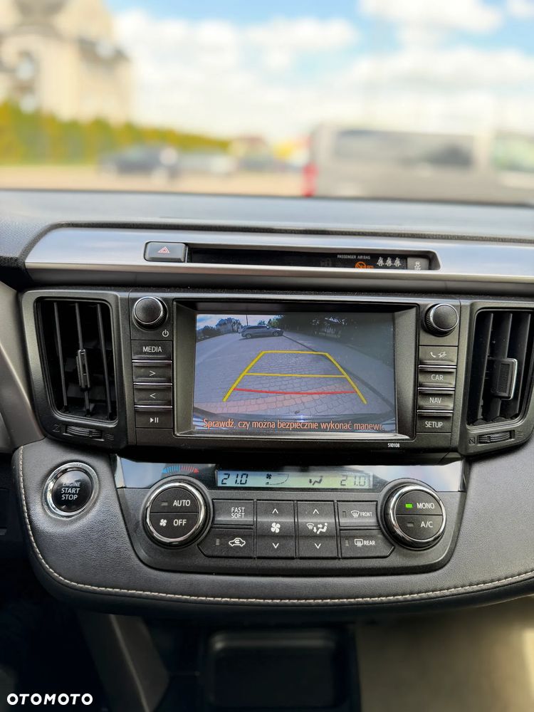 Toyota RAV4 2.0 D-4D Premium 4x2 - 12