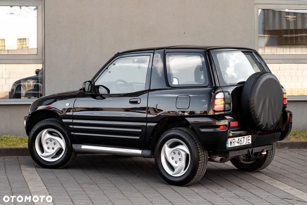 Toyota RAV4 2.0 Special - 4