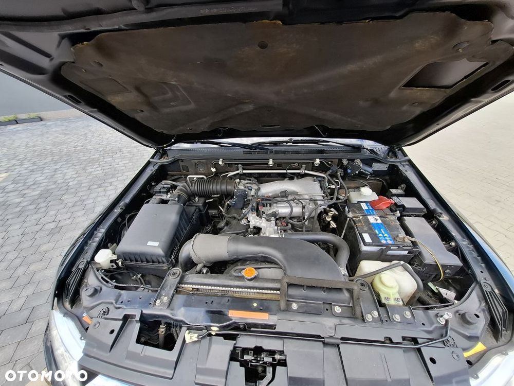 Mitsubishi Pajero - 31