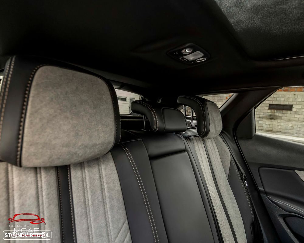 Peugeot 3008 1.6 Hybrid GT Line e-EAT8 - 12
