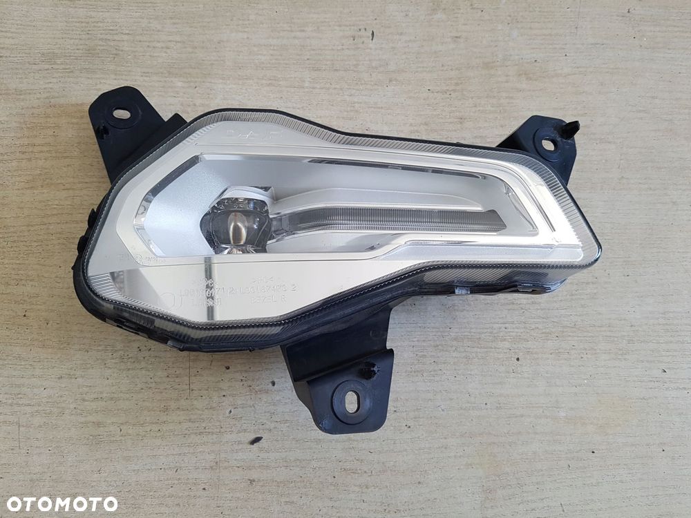 daf xf xg xg+ prawy halogen led lampa 90167479 2188912 - 1