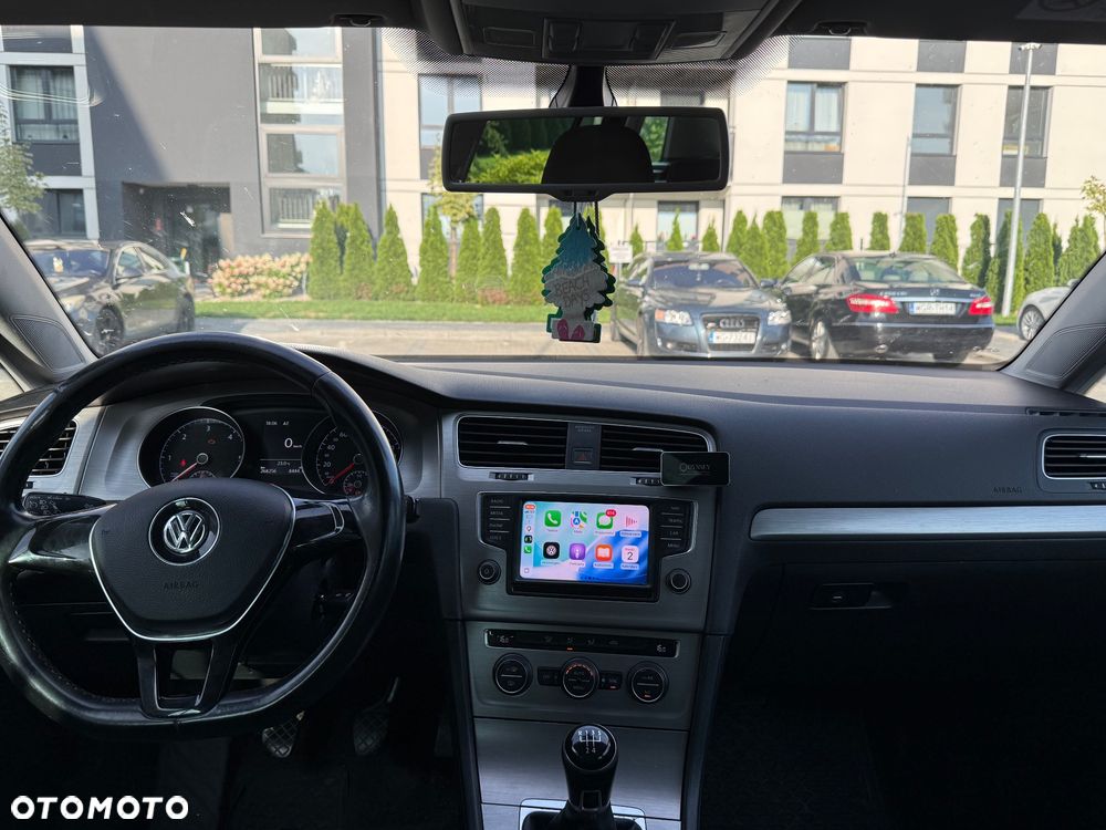Volkswagen Golf 1.6 TDI BlueMotion Trendline - 6