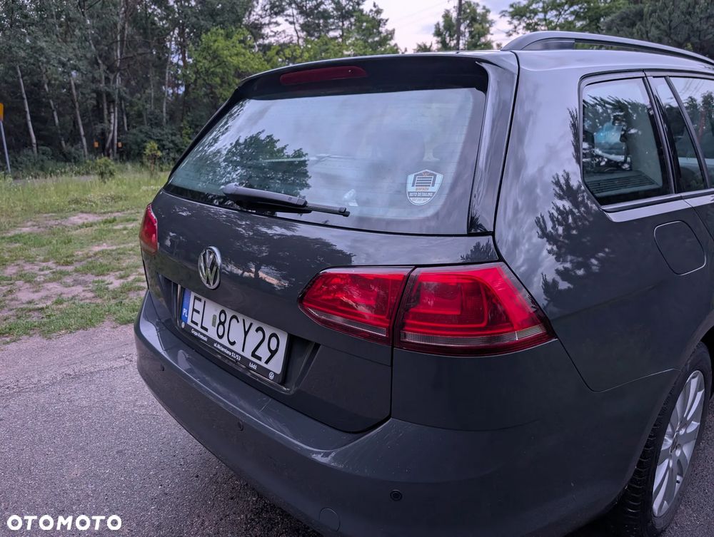 Volkswagen Golf 1.6 TDI BlueMotion Technology Comfortline - 8
