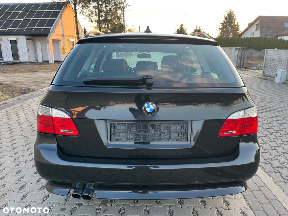 BMW Seria 5 525d - 6