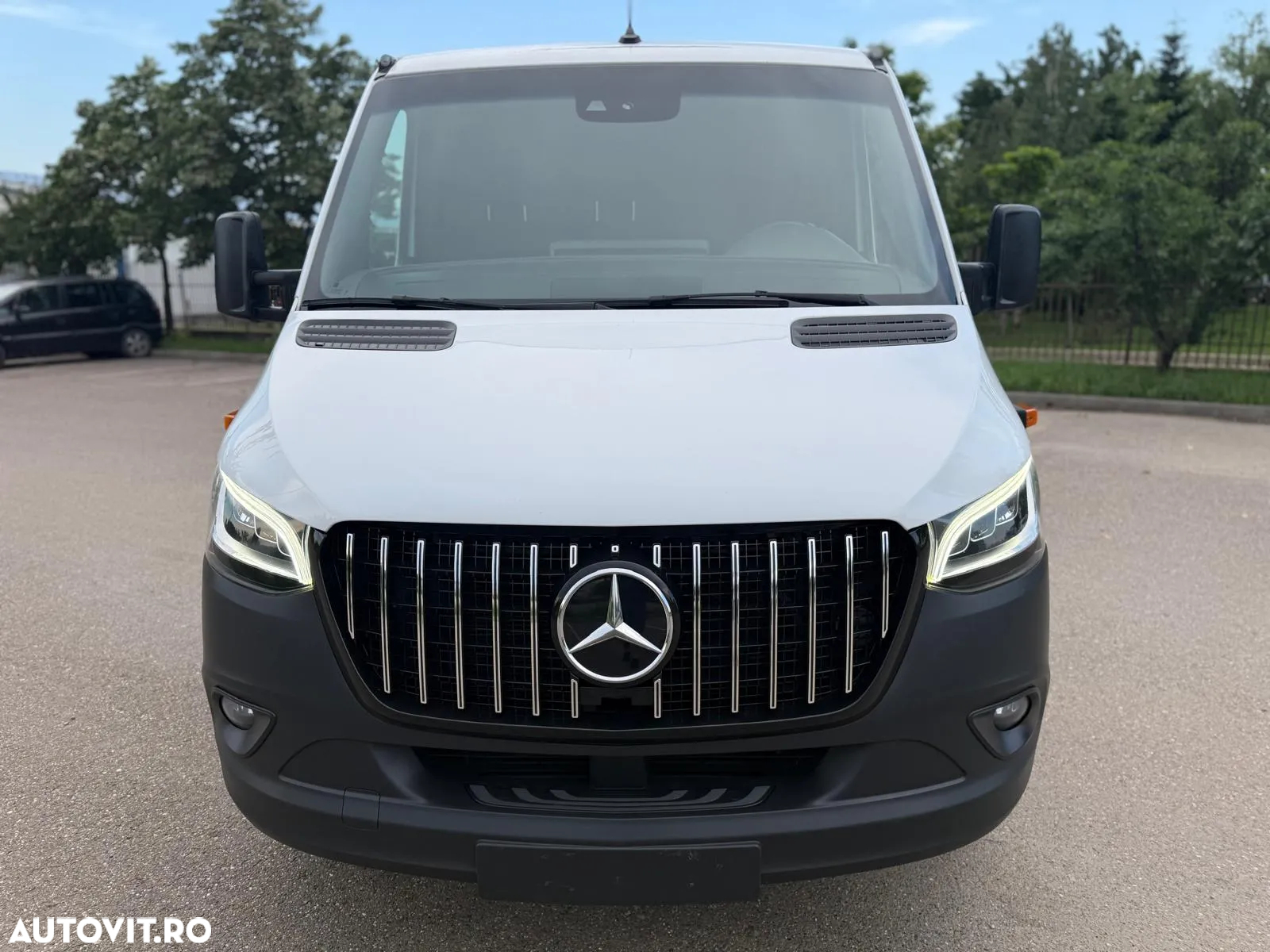 Mercedes-Benz Sprinter - 5