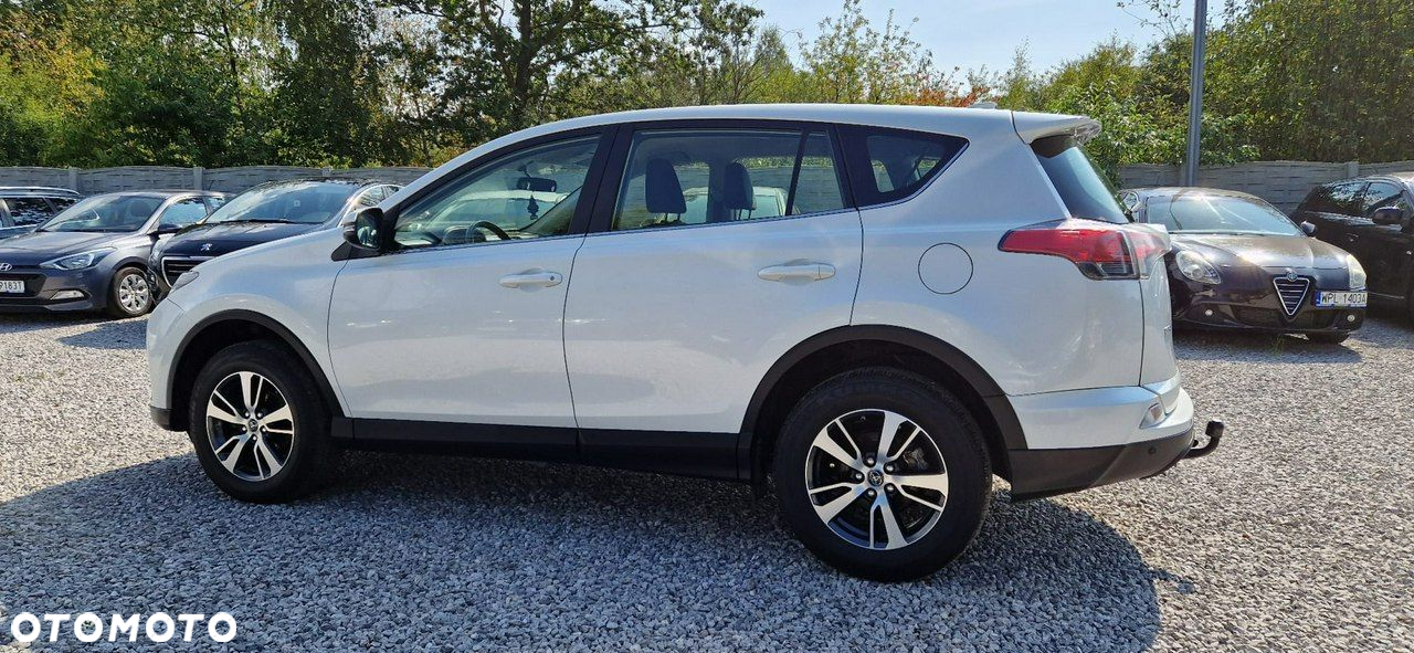 Toyota RAV4 - 5