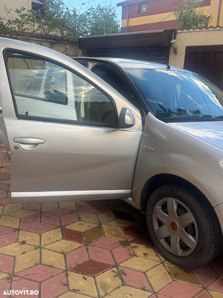 Dacia Sandero - 13