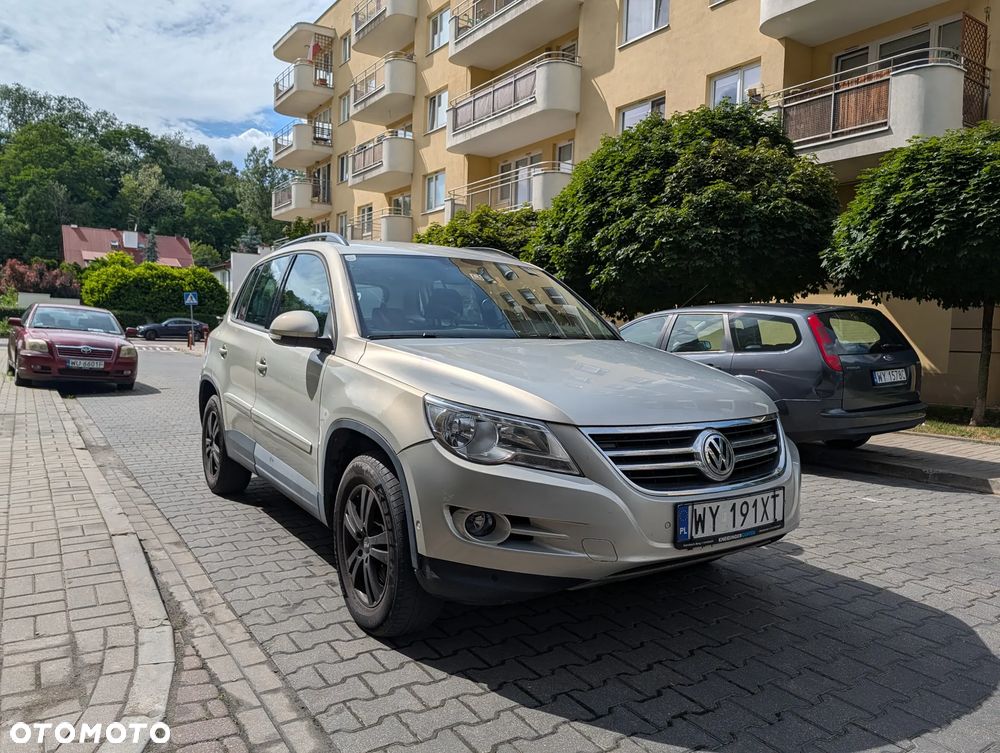 Volkswagen Tiguan - 10