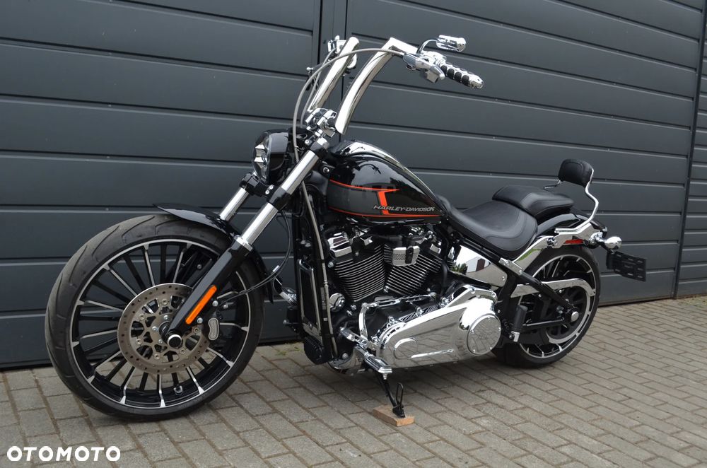 Harley-Davidson FXSB Breakout - 24