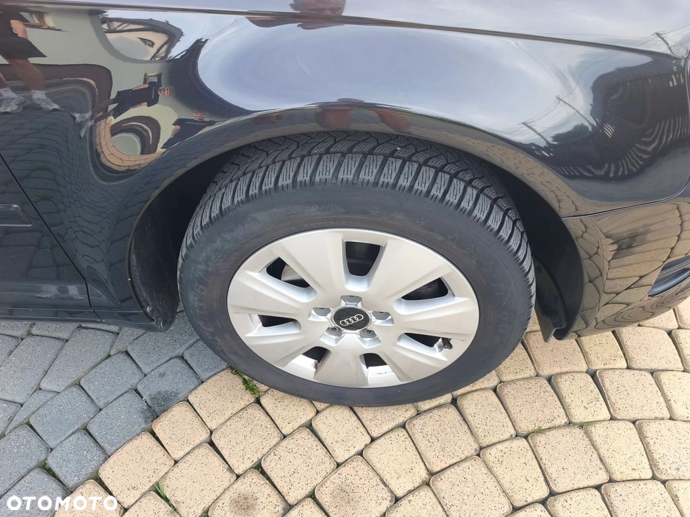 Audi A3 3-drzwiowe 1.6 Limited Edition - 9