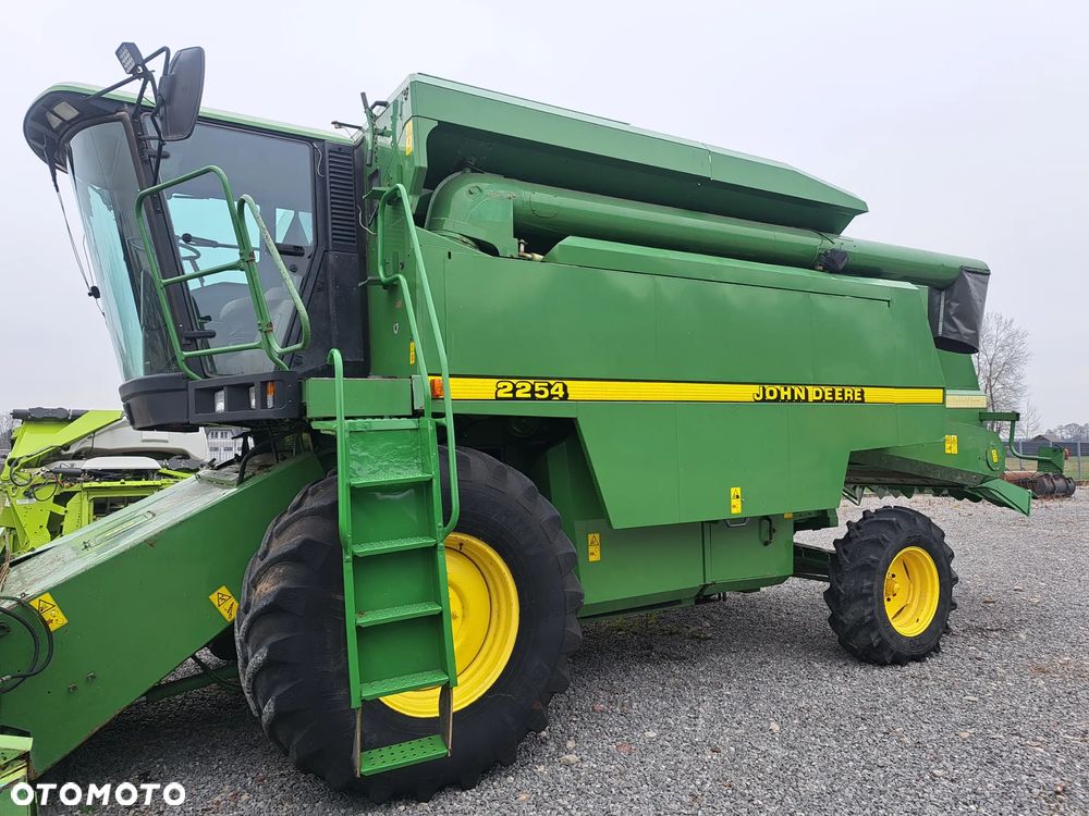 John Deere 2254 - 2