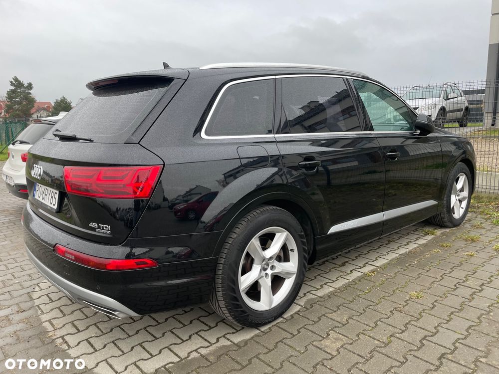 Audi Q7 - 3