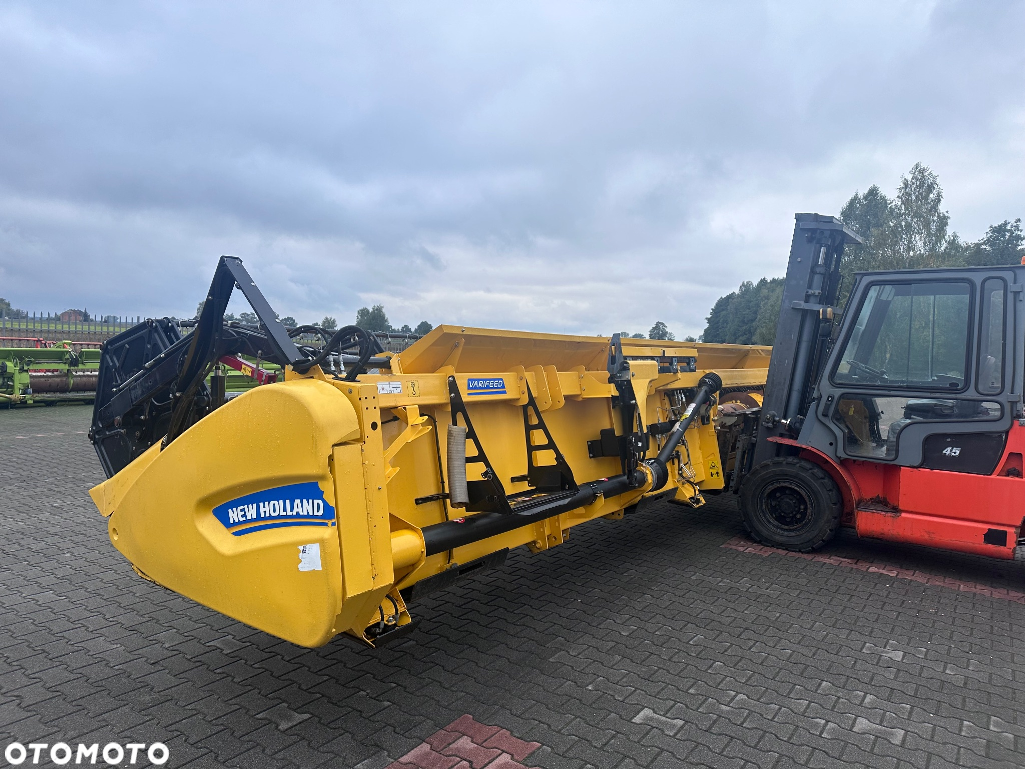 New Holland Heder  35V 1070 m Varifeed 2023 - 3