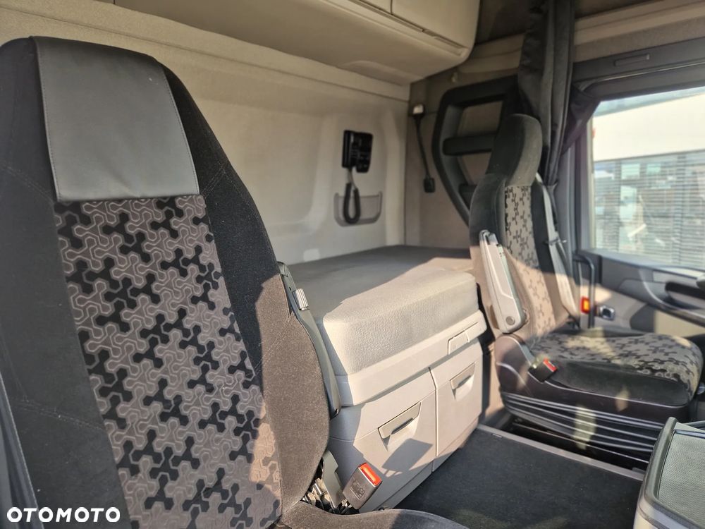Scania R410/ 2019r/ 6x2 PUSCHER/ ZAWIESZENIE FULL PODUSZKA/ KLIMA POSTOJOWA/ SERWIS NIEMCY - 16