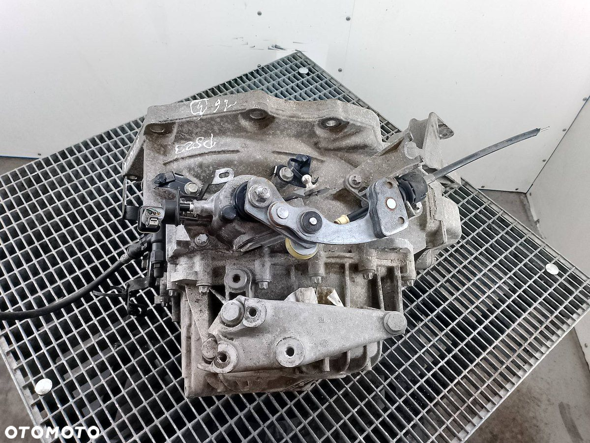 SKRZYNIA BIEGÓW MANUALNA OPEL INSIGNIA M32 1.6 16V - 5