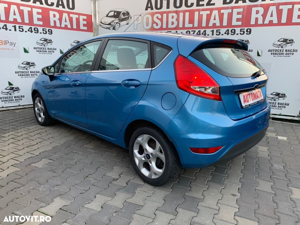 Ford Fiesta 1.4 Autom. Champions Edition - 3