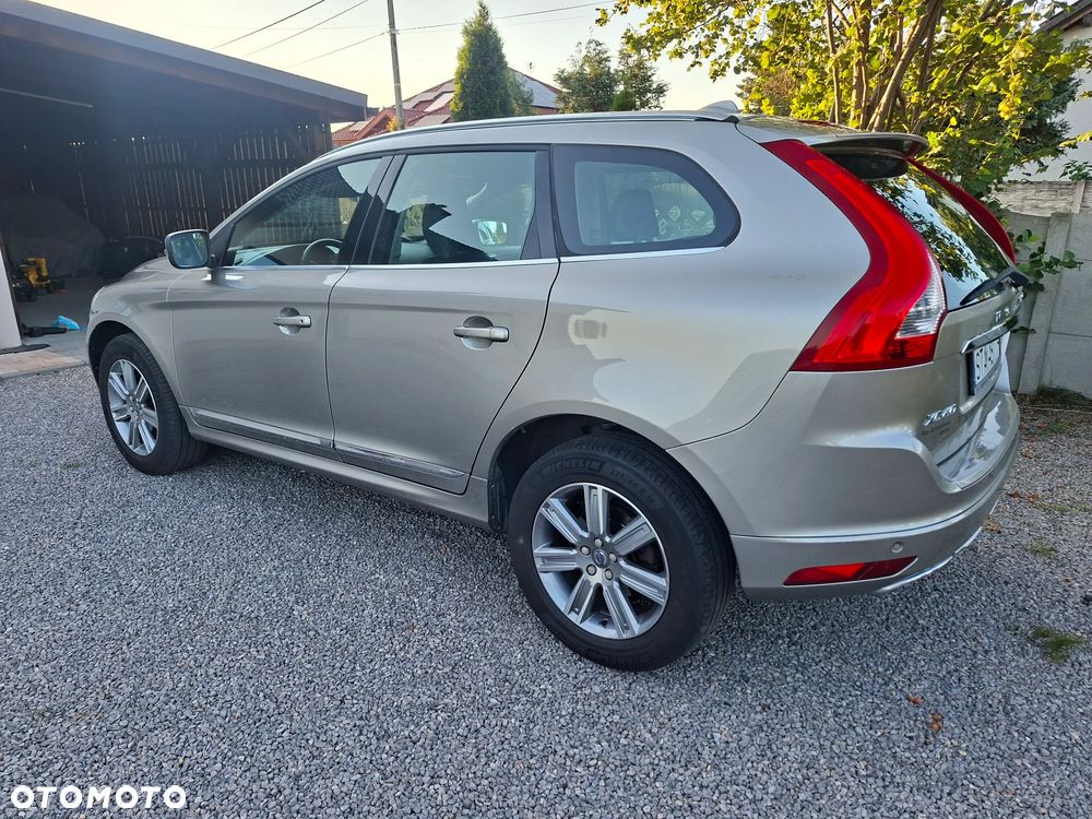 Volvo XC 60 D4 Drive-E Summum - 3