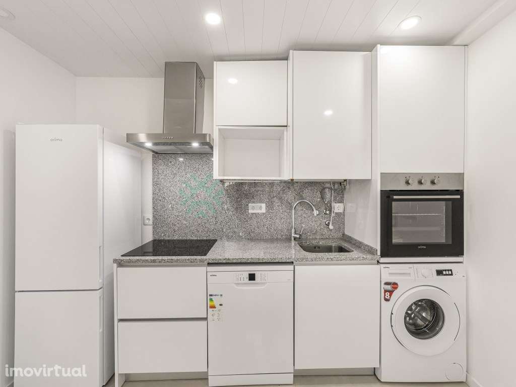 Arrendamento de apartamento t0 na Rua José Ferreira Pio - Grande imagem: 3/20