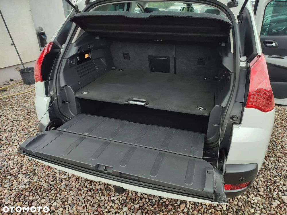Peugeot 3008 HDi FAP 150 Roland Garros - 20