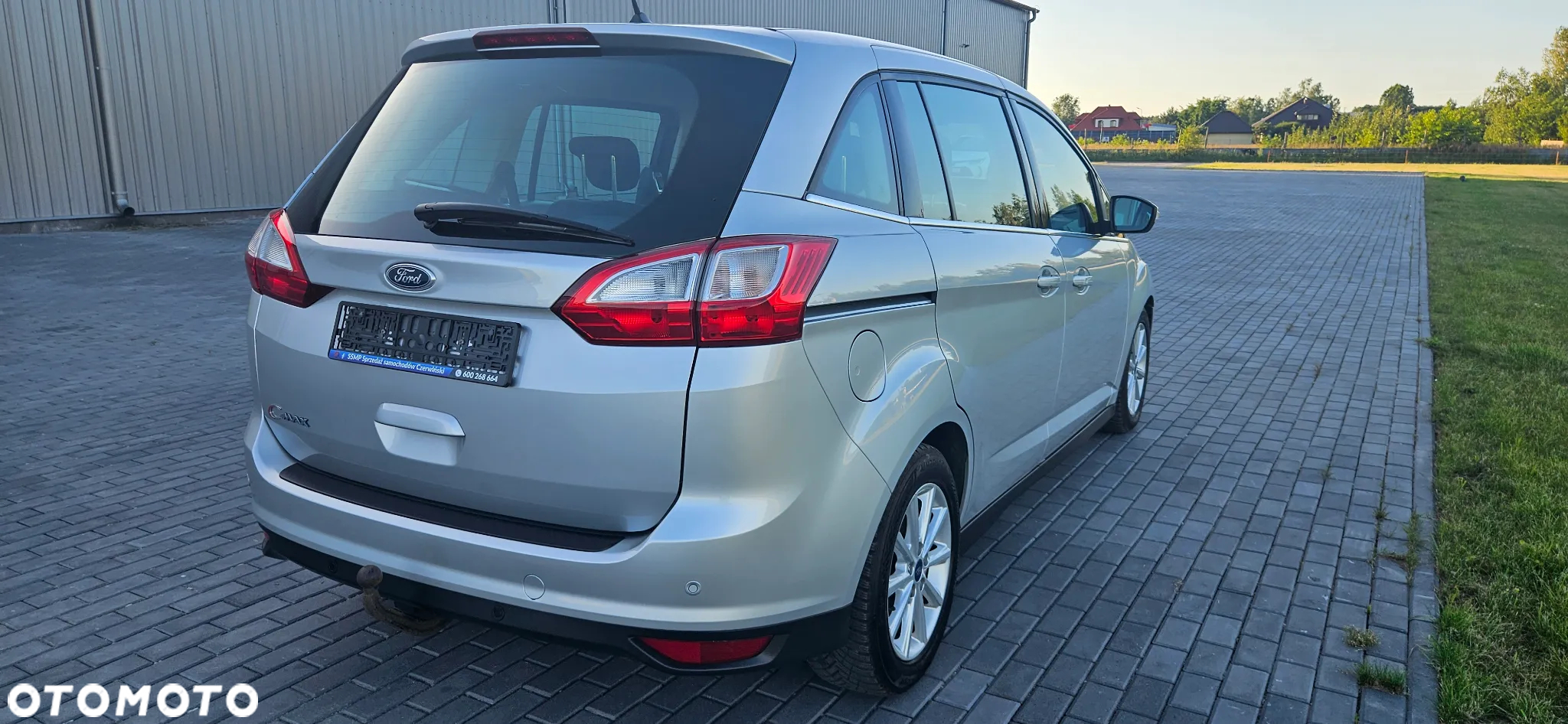 Ford Grand C-MAX 1.5 EcoBoost Start-Stopp-System Titanium - 4