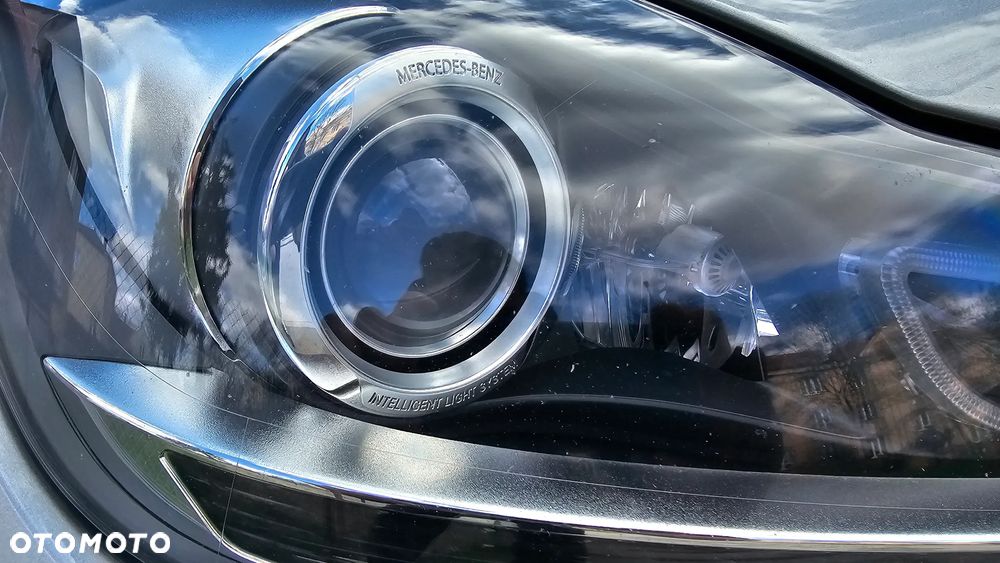 Mercedes-Benz Klasa C 200 CGI BlueEFFICIENCY Avantgarde - 25