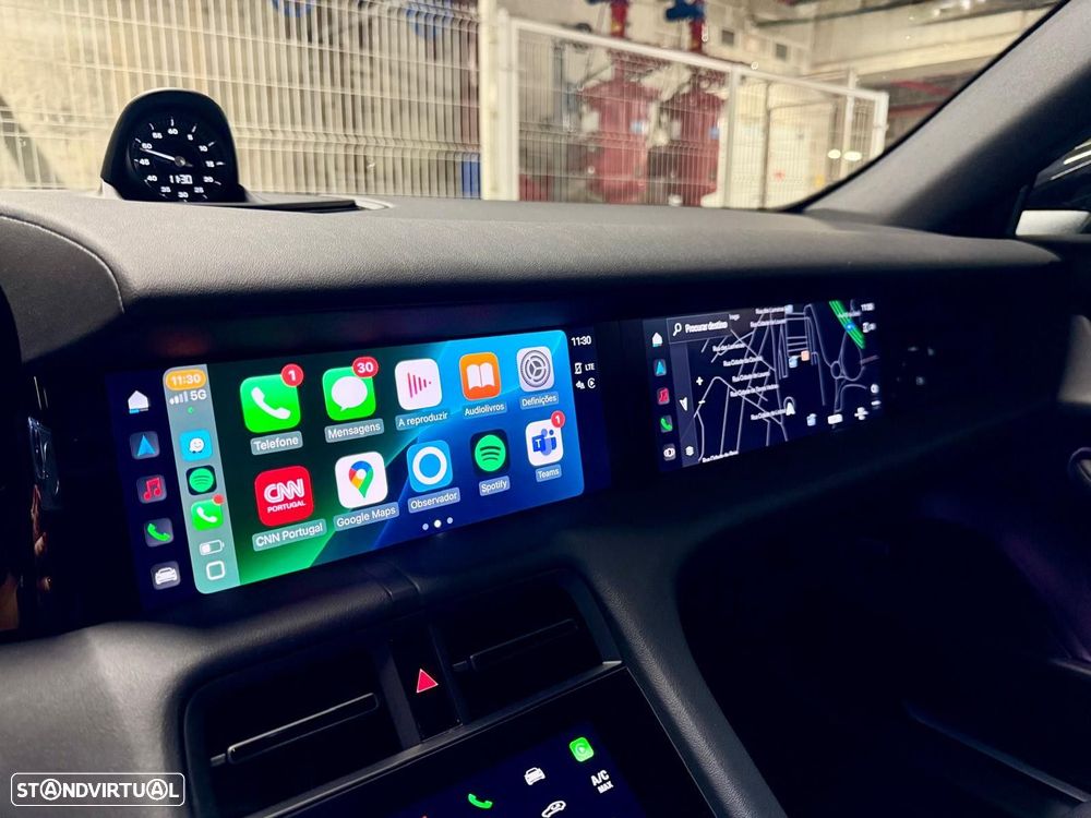 Porsche Taycan Cross Turismo - 16