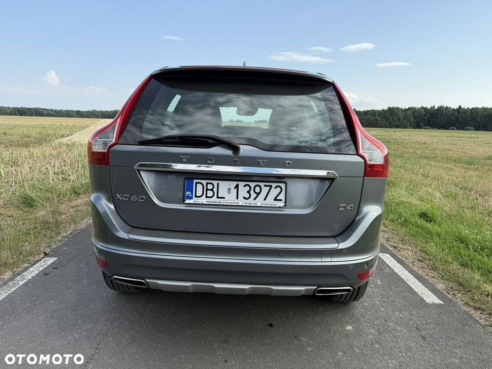 Volvo XC 60 D4 Geartronic Momentum Pro - 38