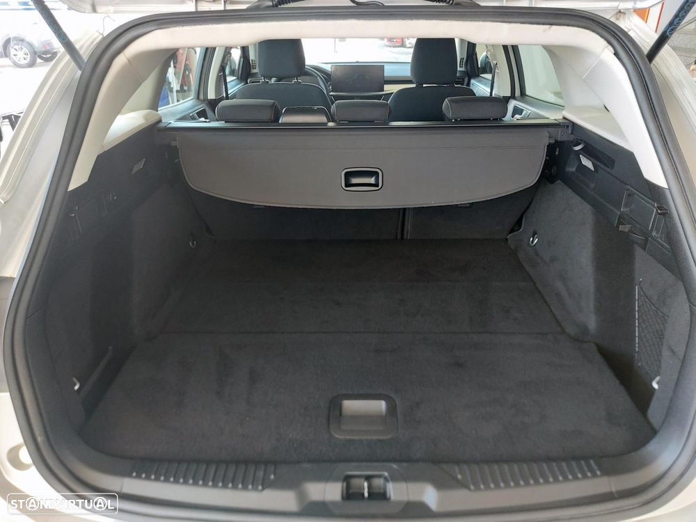 Ford Focus SW 1.5 EcoBlue S&S Aut. TITANIUM EDITION - 45