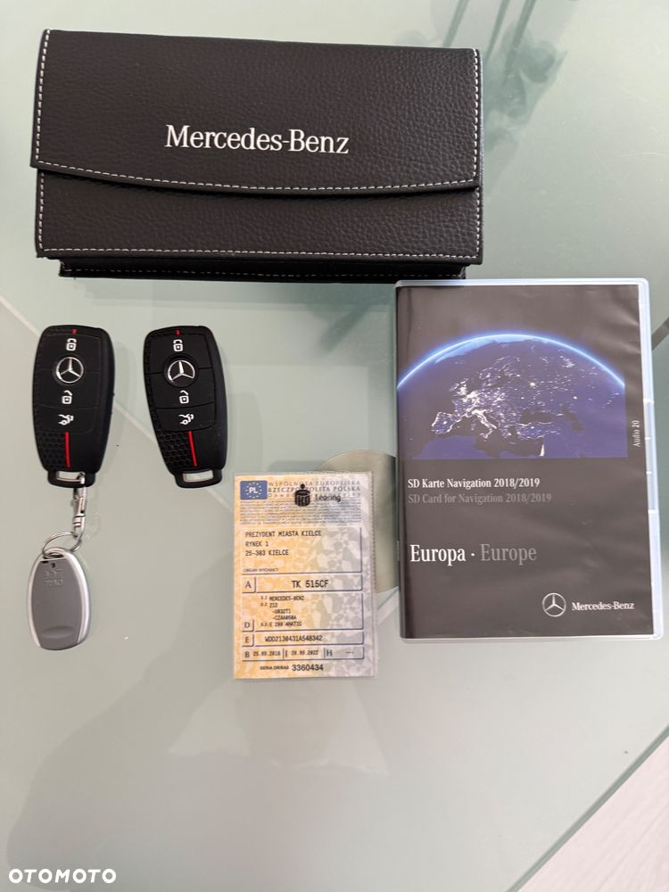 Mercedes-Benz Klasa E 200 4-Matic 9G-TRONIC - 25