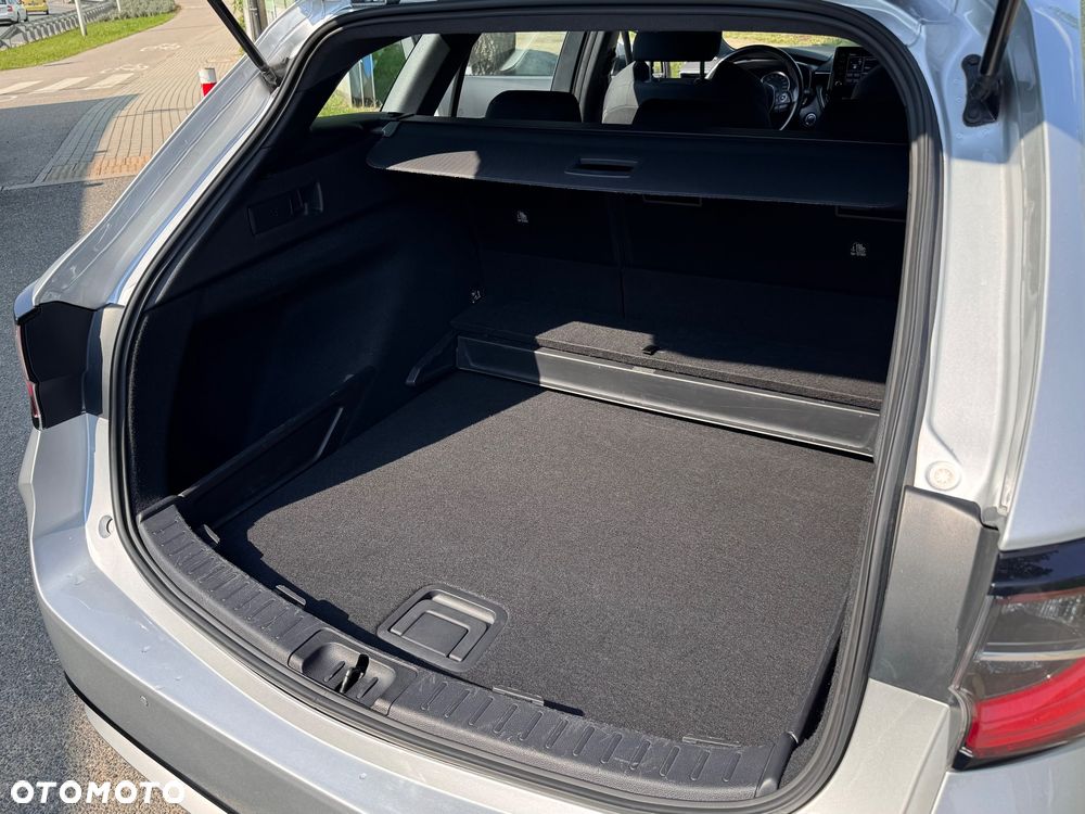 Toyota Corolla 1.8 Hybrid Comfort - 11
